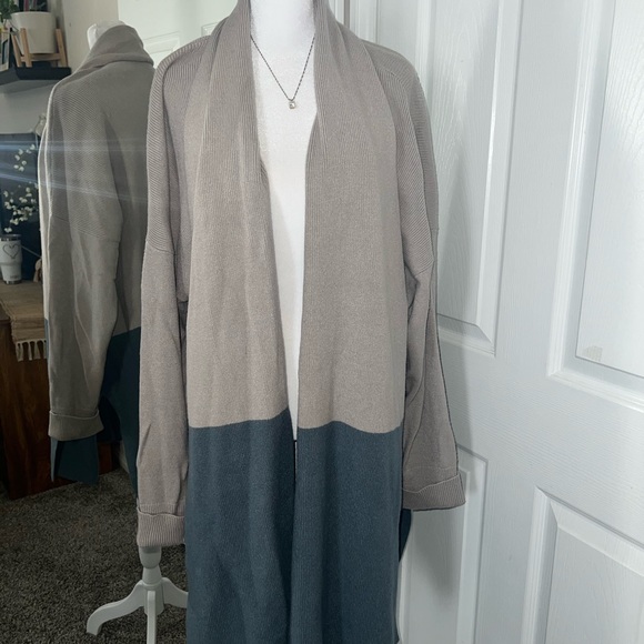 Wynne Layers Color-Block Knit Cozy Long Cardigan Sweater - Picture 8 of 8